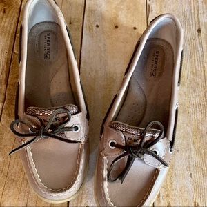 Sperry women’s angelfish topsiders